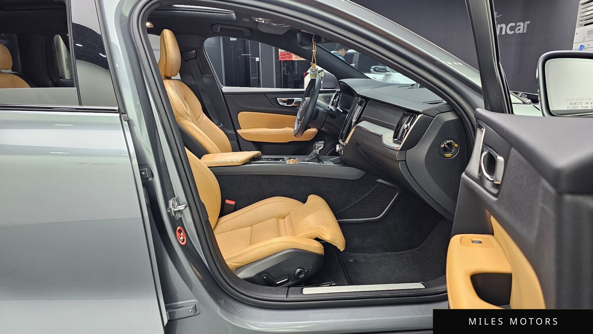 Volvo V60 2020 — миниатюра 11