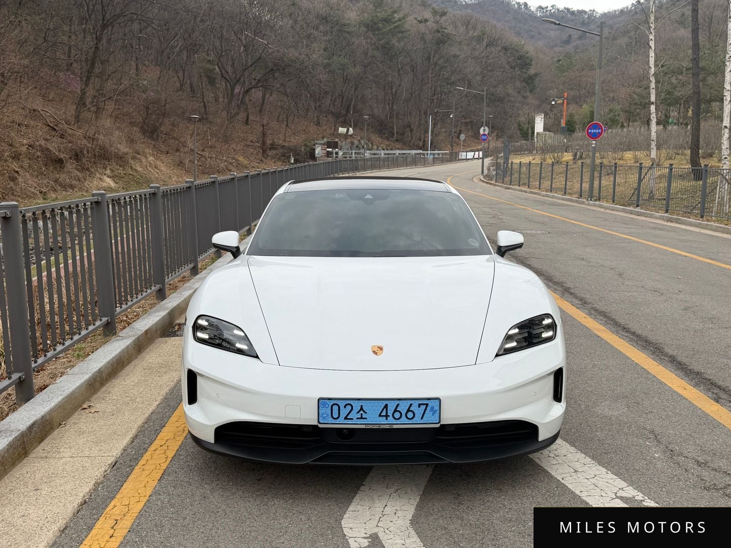 Porsche 타이칸 2025 — миниатюра 3