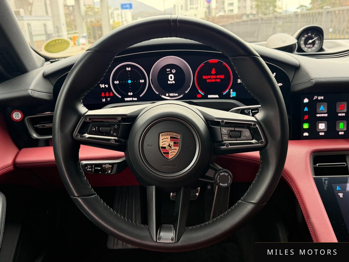 Porsche 타이칸 2025 — миниатюра 7