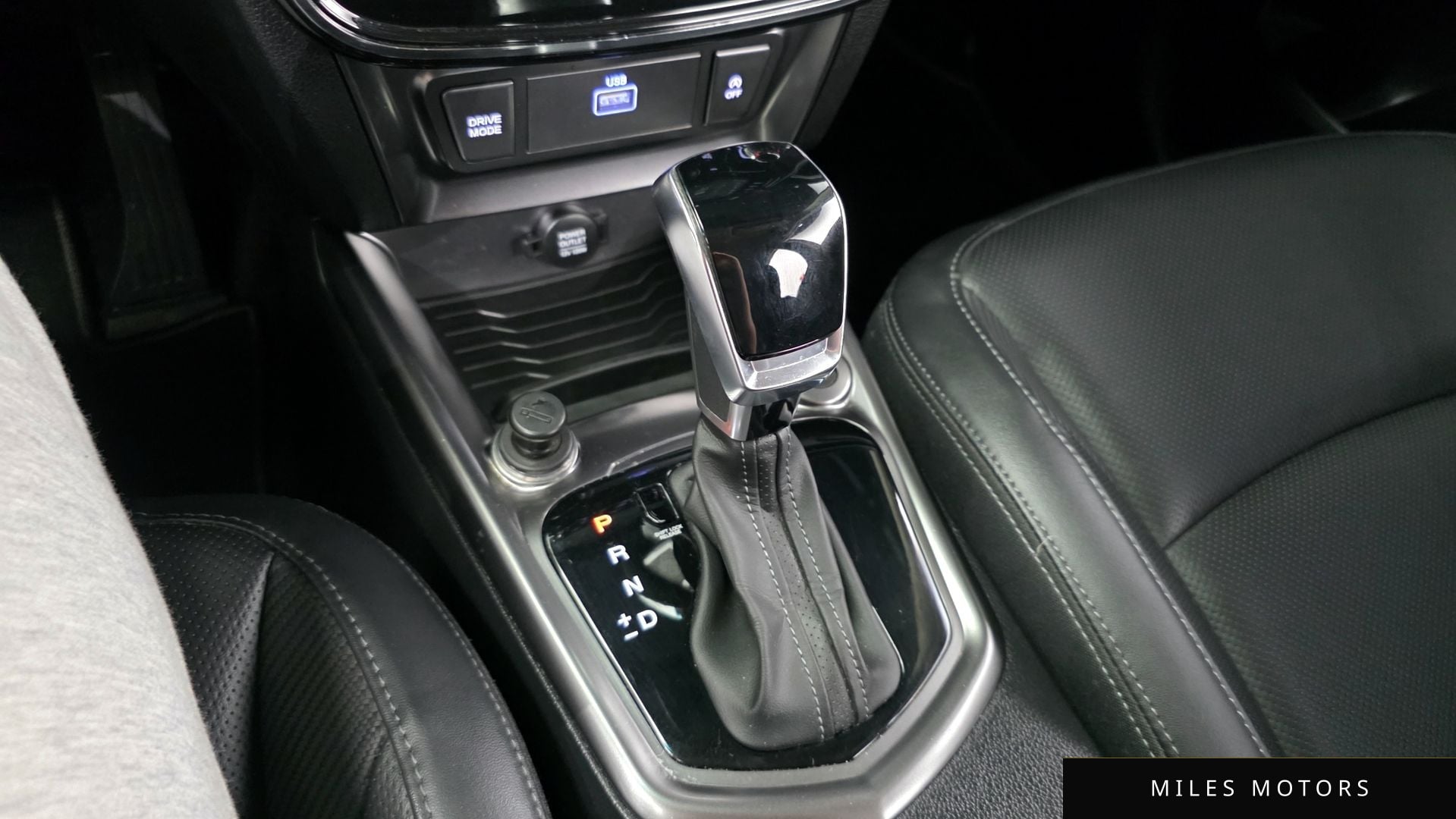 KG Mobility 베리 뉴 티볼리 2022 — миниатюра 9