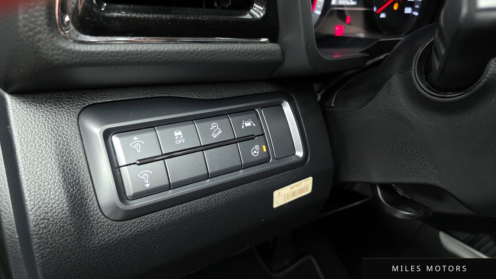KG Mobility 베리 뉴 티볼리 2022 — миниатюра 15