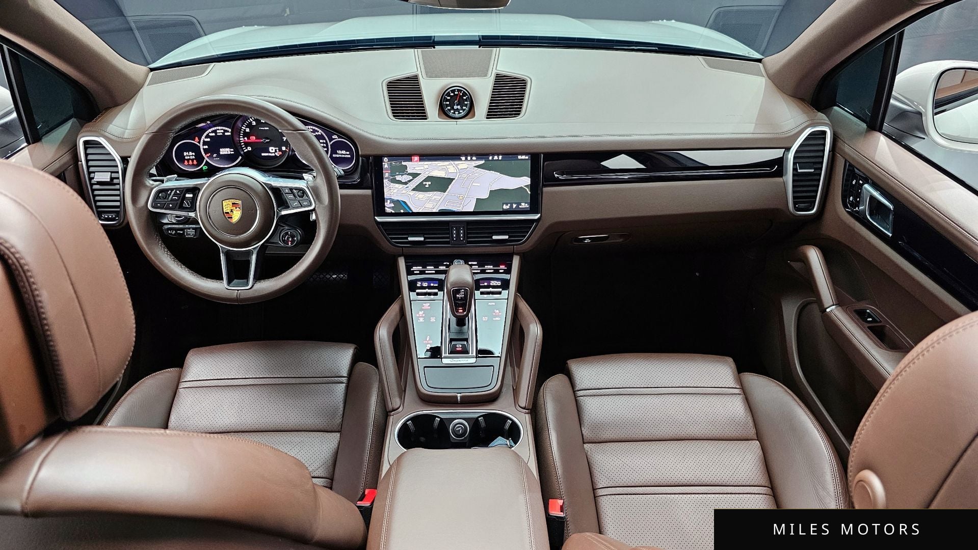 Porsche Cayenne 2021 — миниатюра 7