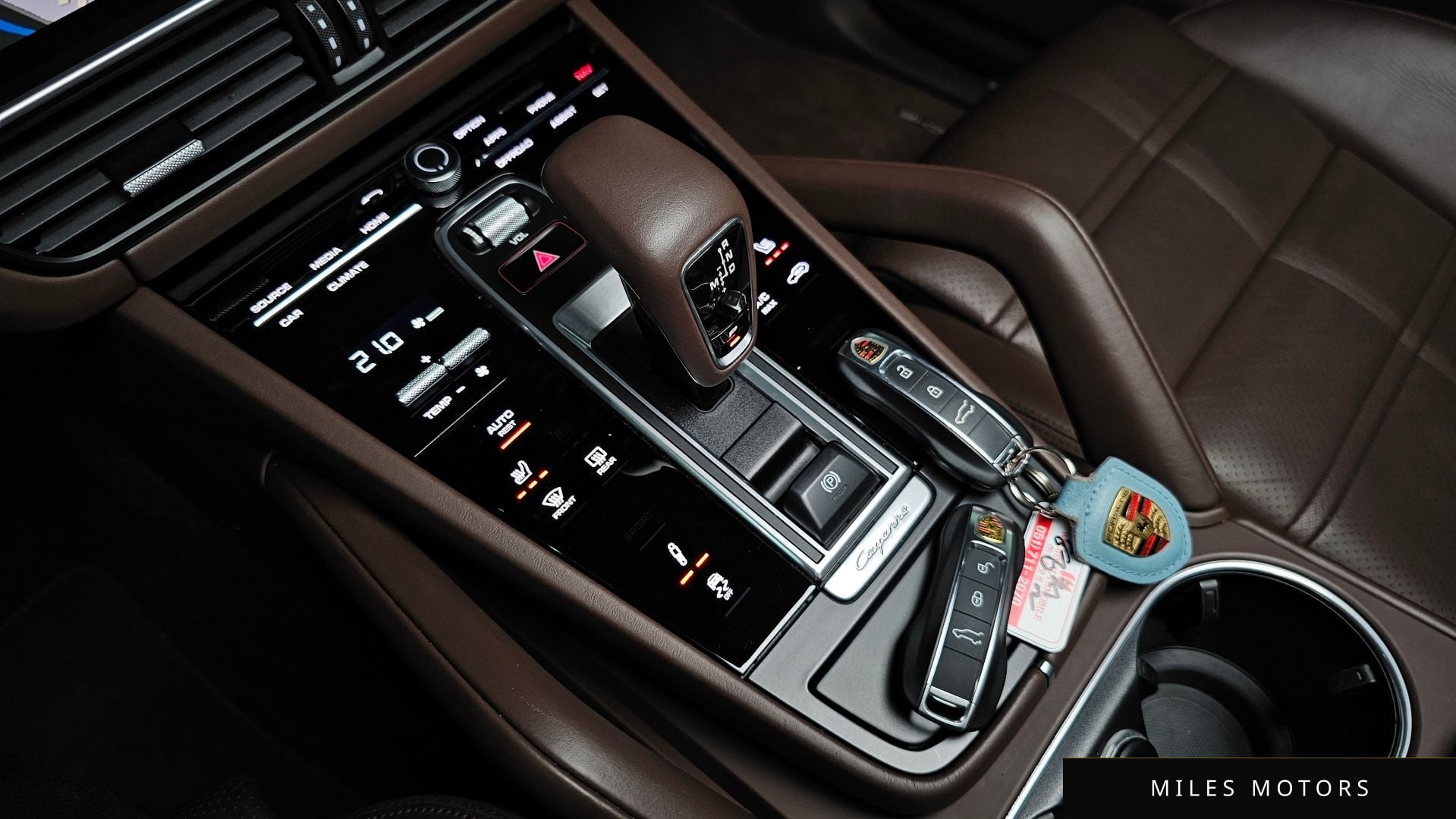 Porsche Cayenne 2021 — миниатюра 9