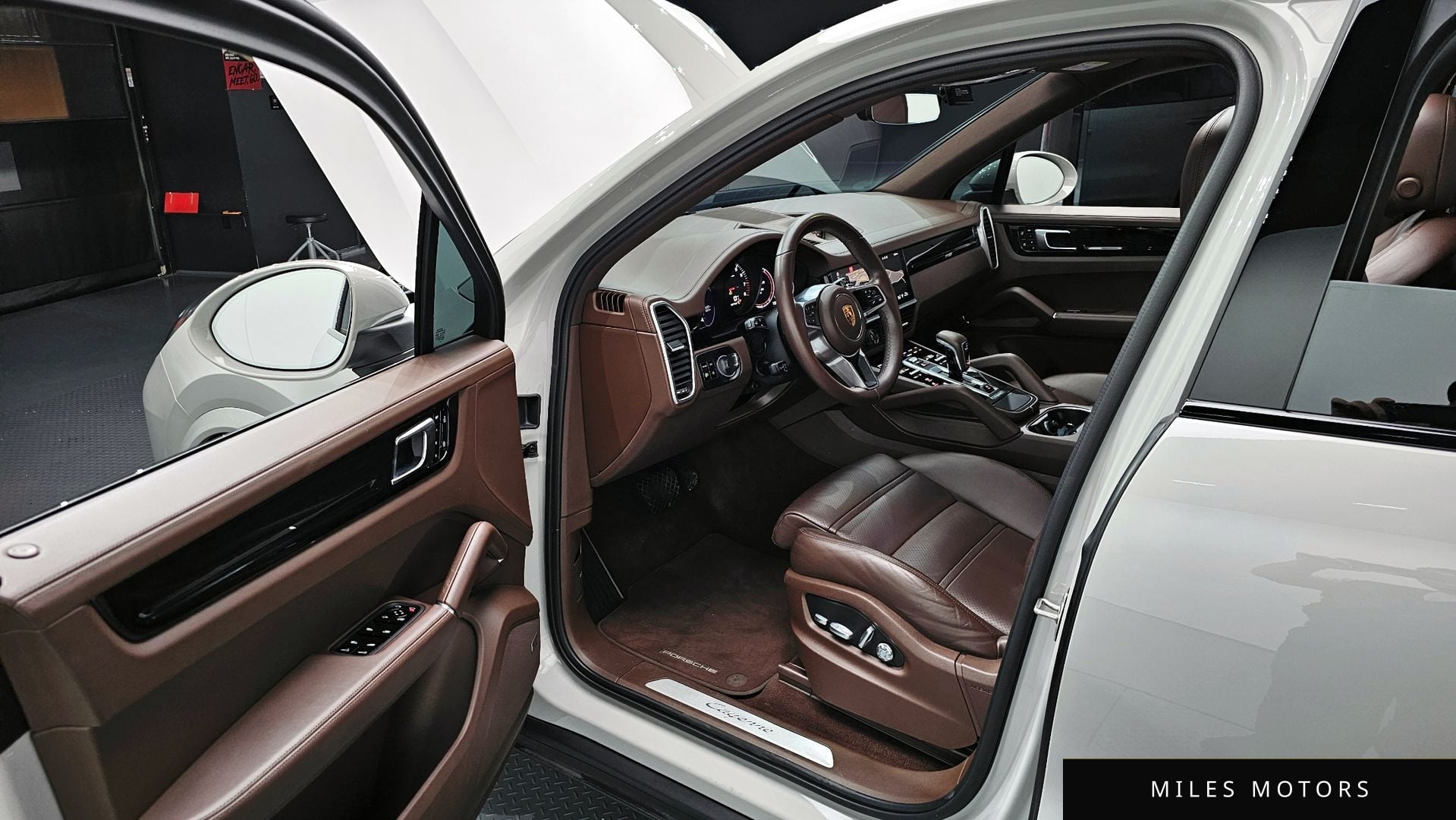 Porsche Cayenne 2021 — миниатюра 11