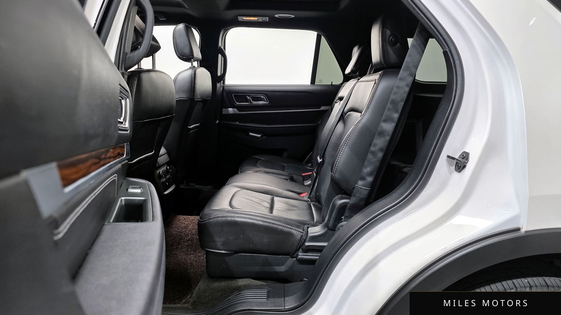 Ford Explorer 2018 — миниатюра 12