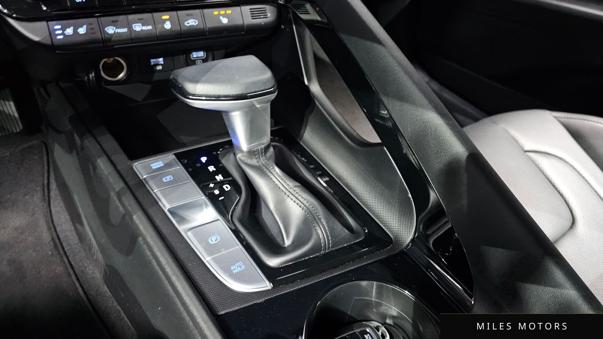 Hyundai AVANTE 2021 — миниатюра 9