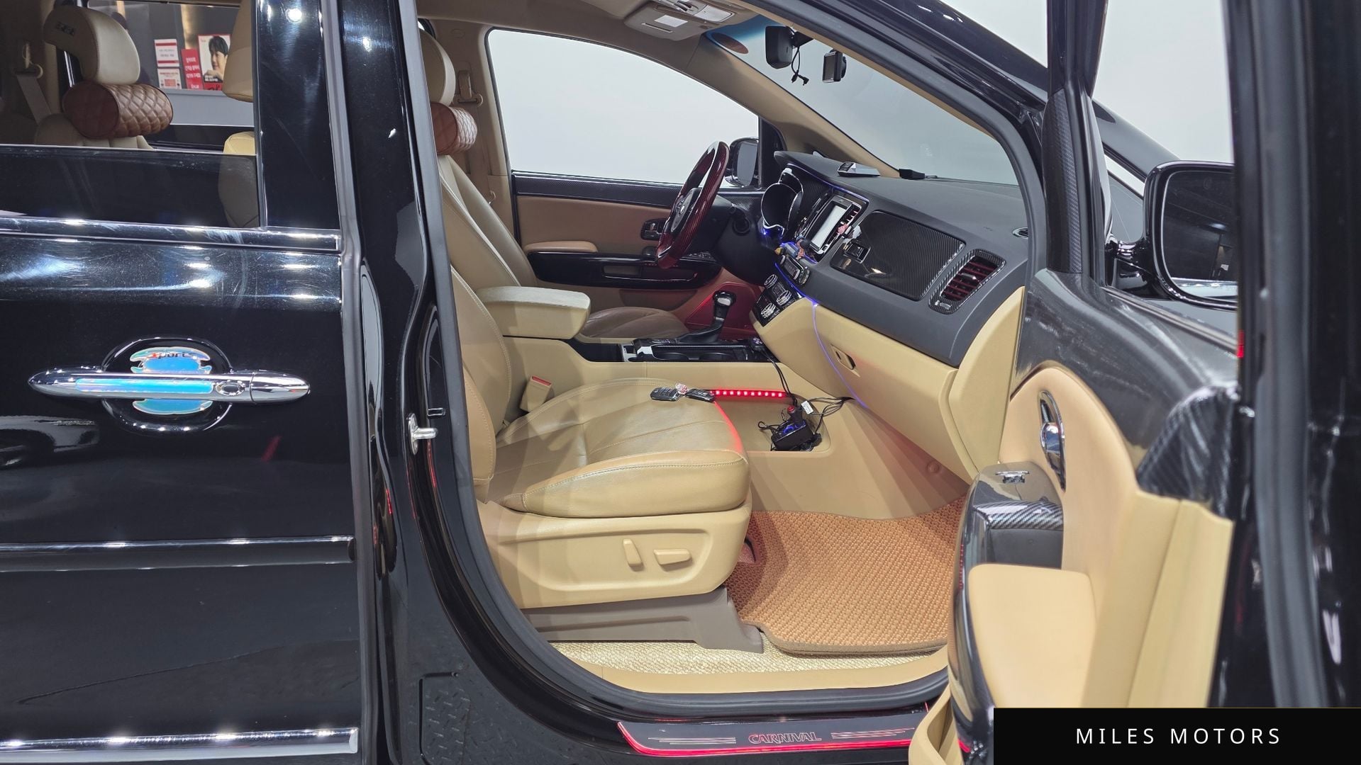 Kia Canival 2018 — миниатюра 11