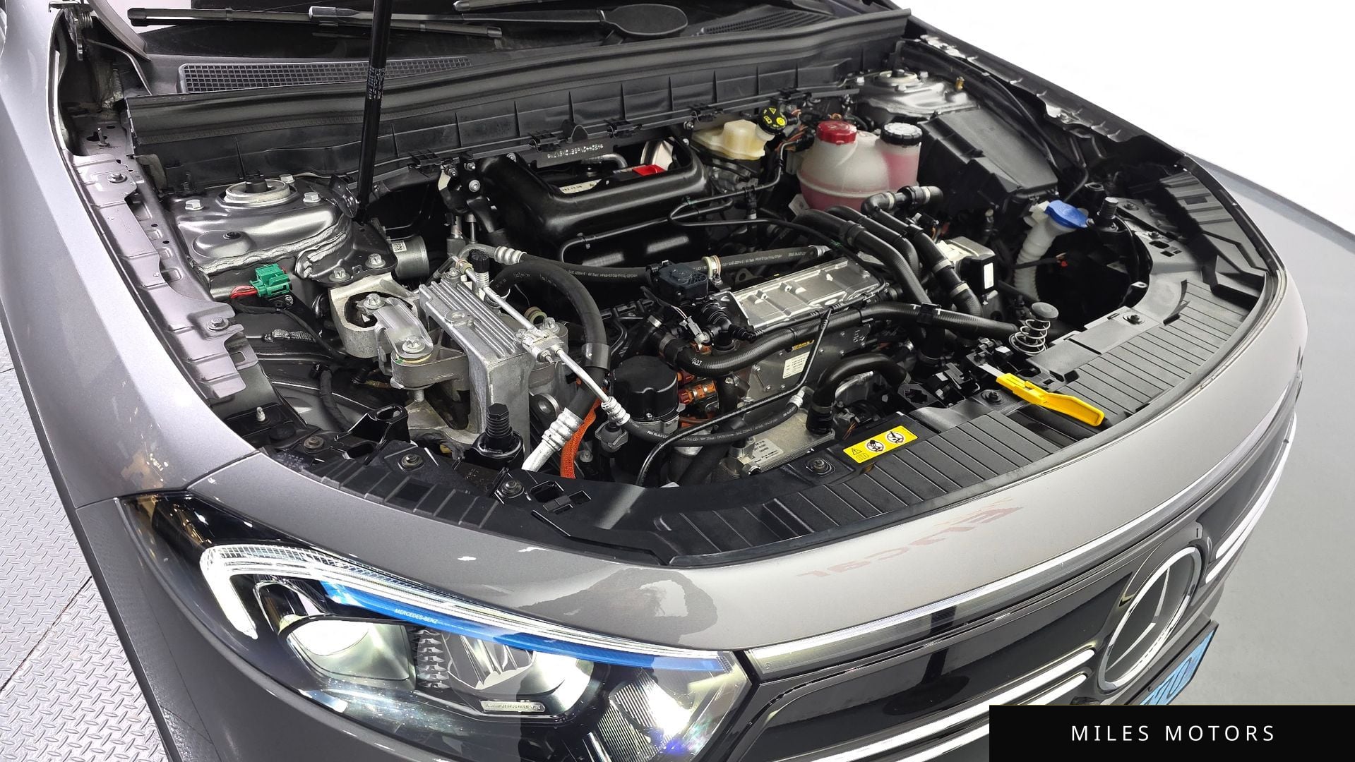 Mercedes-Benz EQB X243 2023 — миниатюра 6
