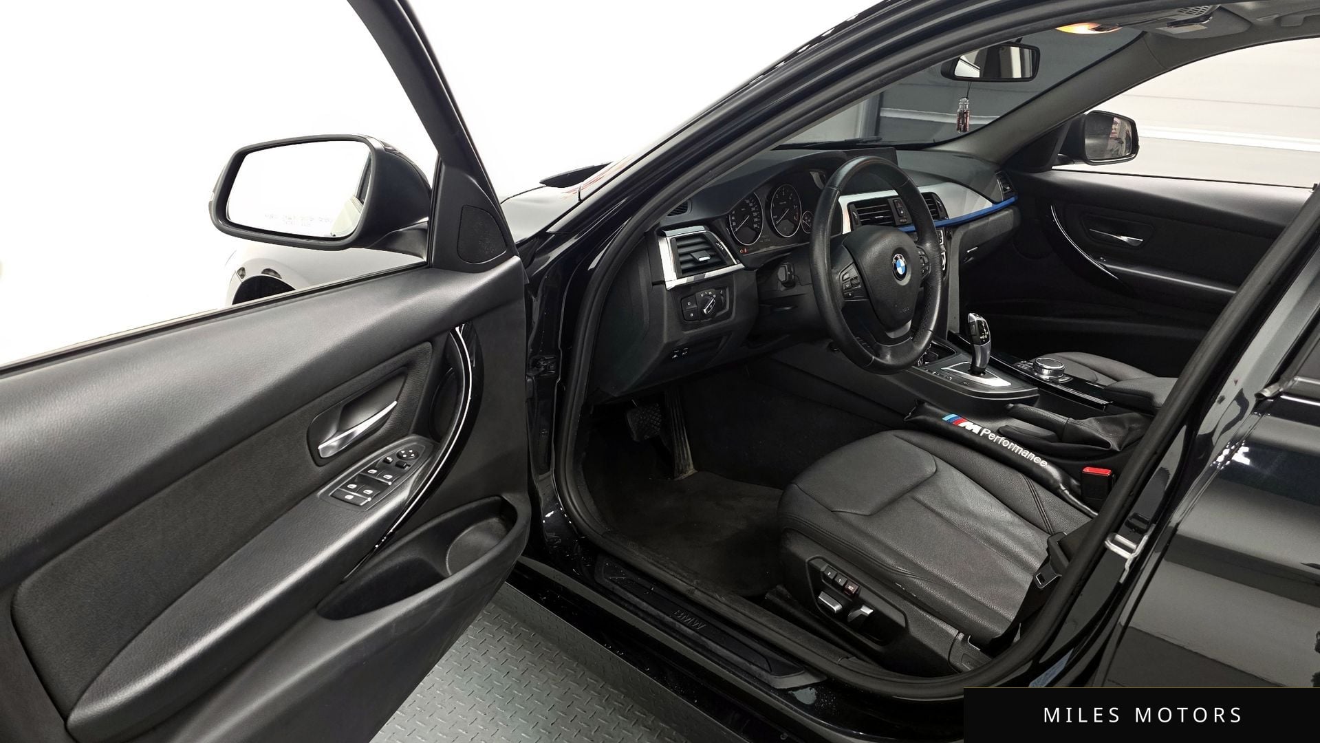 BMW 3 Series (F30) 2017 — миниатюра 10