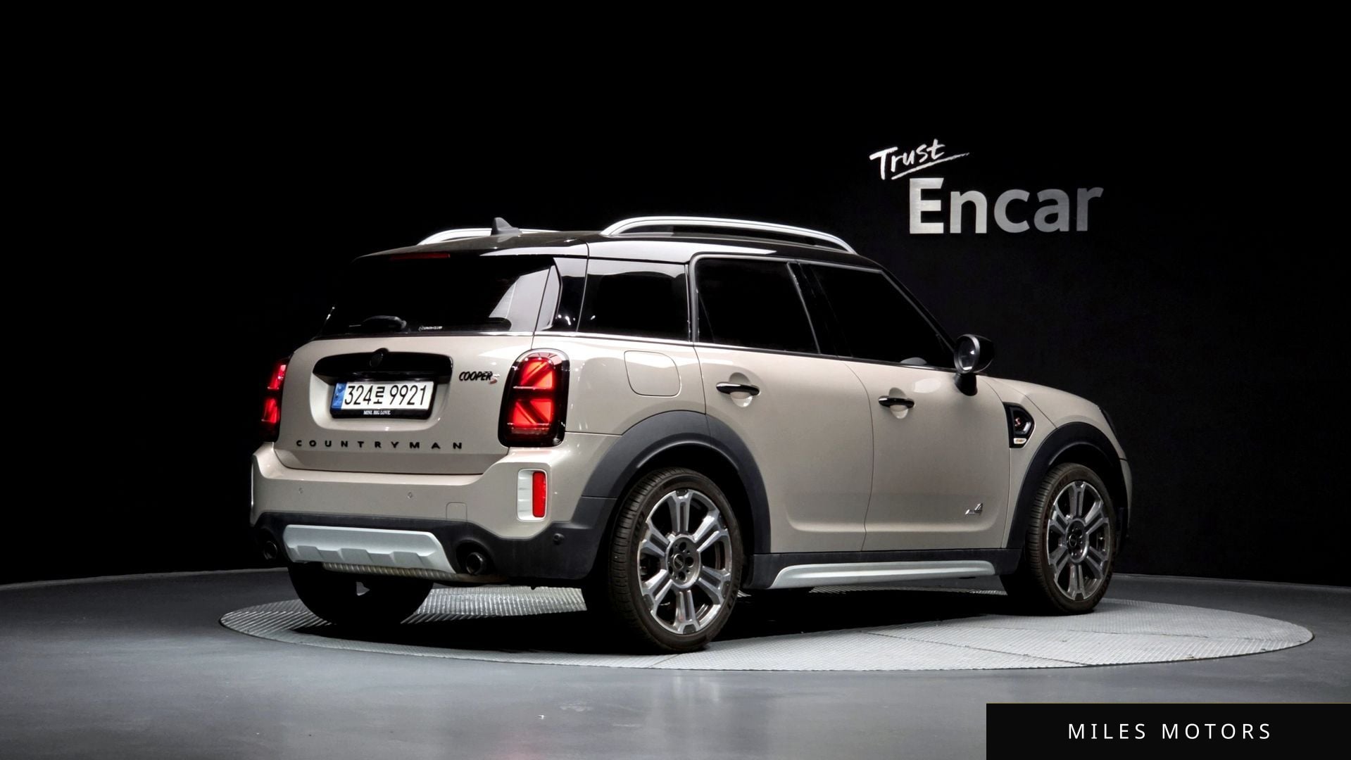 MINI Countryman 2022 — миниатюра 2
