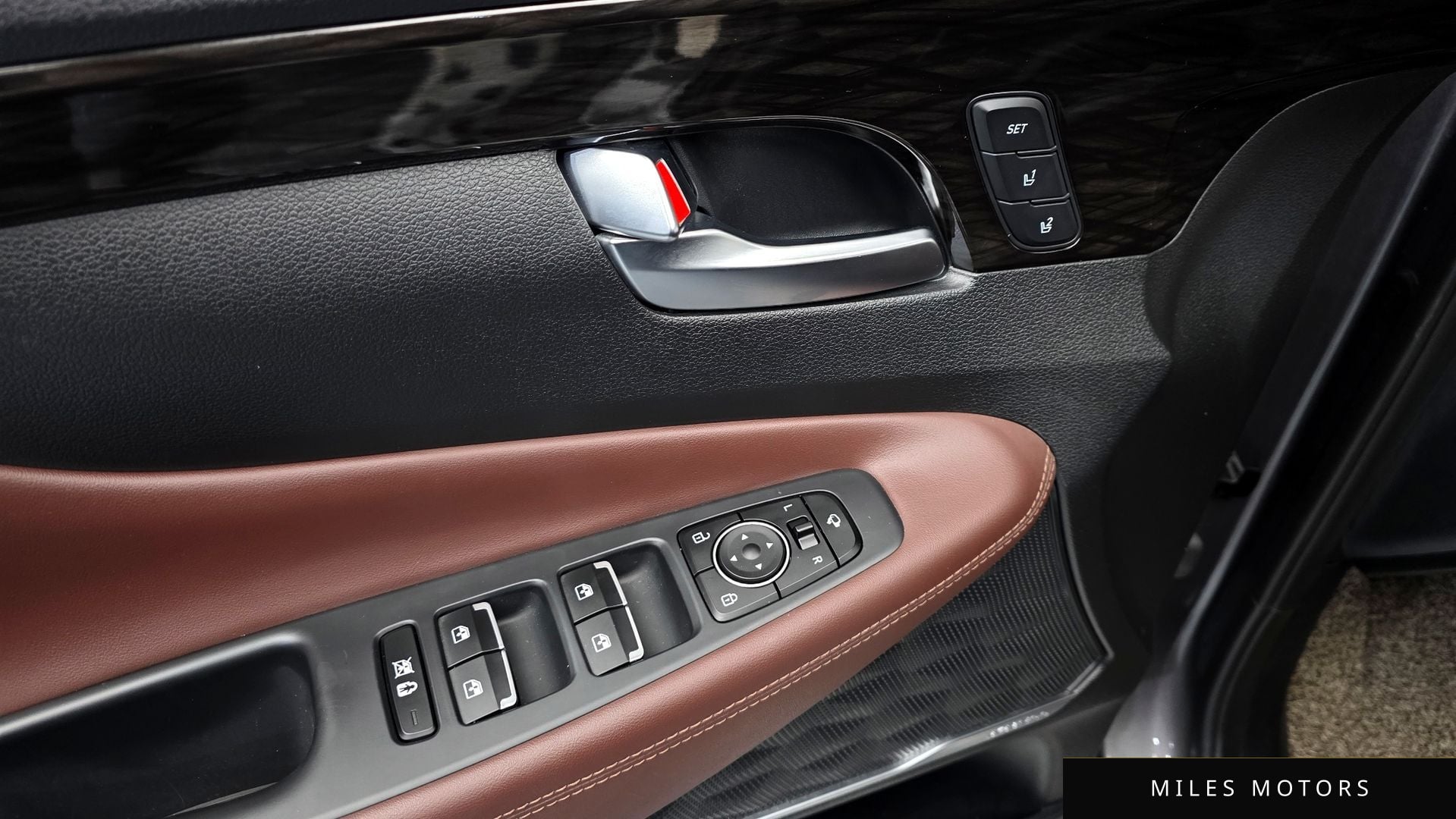 Hyundai Santafe 2020 — миниатюра 11