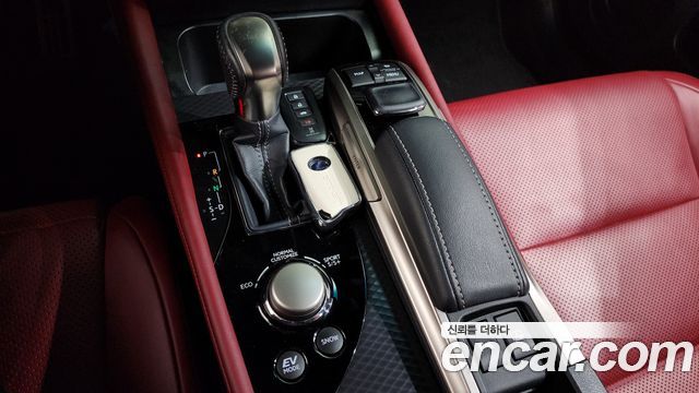 Лексус GS450h 2017 — миниатюра 9