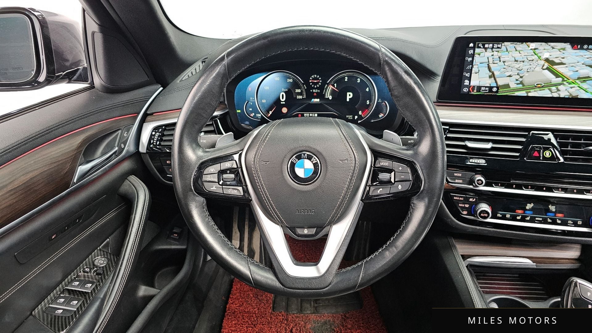BMW 5 Series (G30) 2017 — миниатюра 13