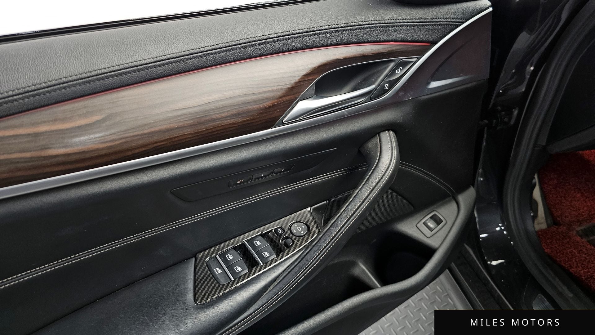 BMW 5 Series (G30) 2017 — миниатюра 18