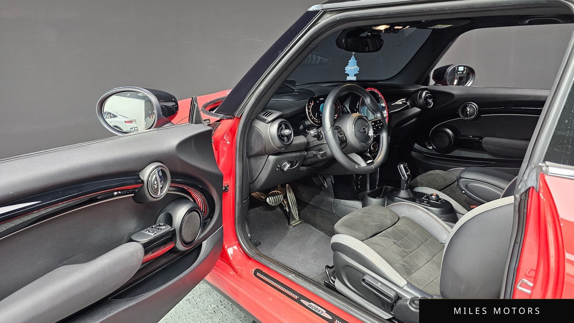 MINI 쿠퍼 S 2022 — миниатюра 10