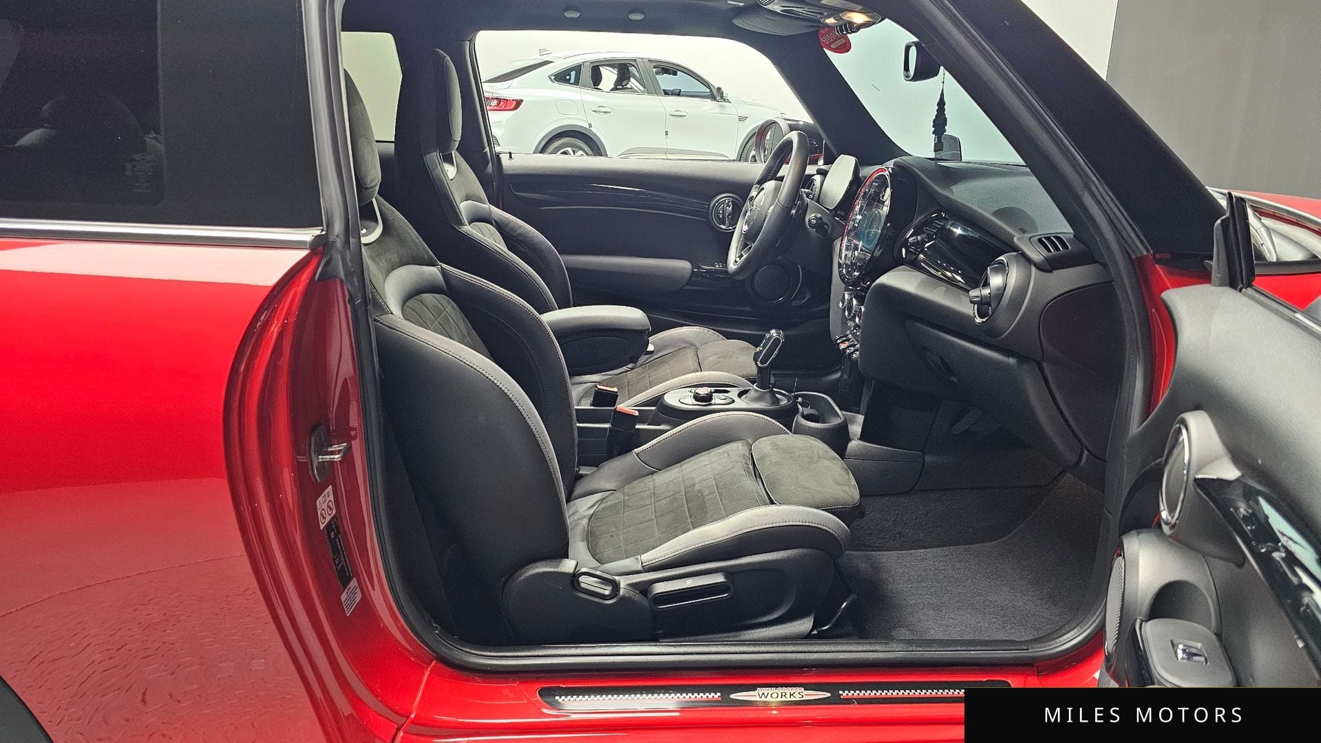 MINI 쿠퍼 S 2022 — миниатюра 11