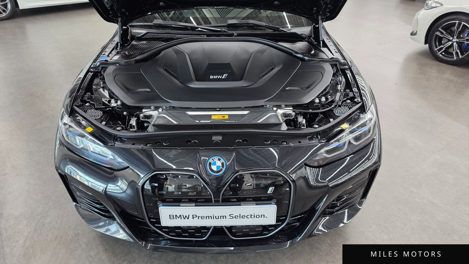 BMW i4 2024 — миниатюра 6