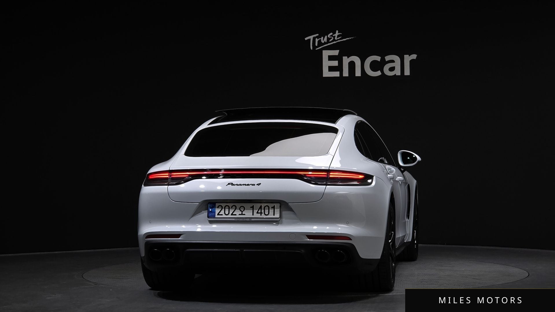 Porsche Panamera 2023 — миниатюра 4