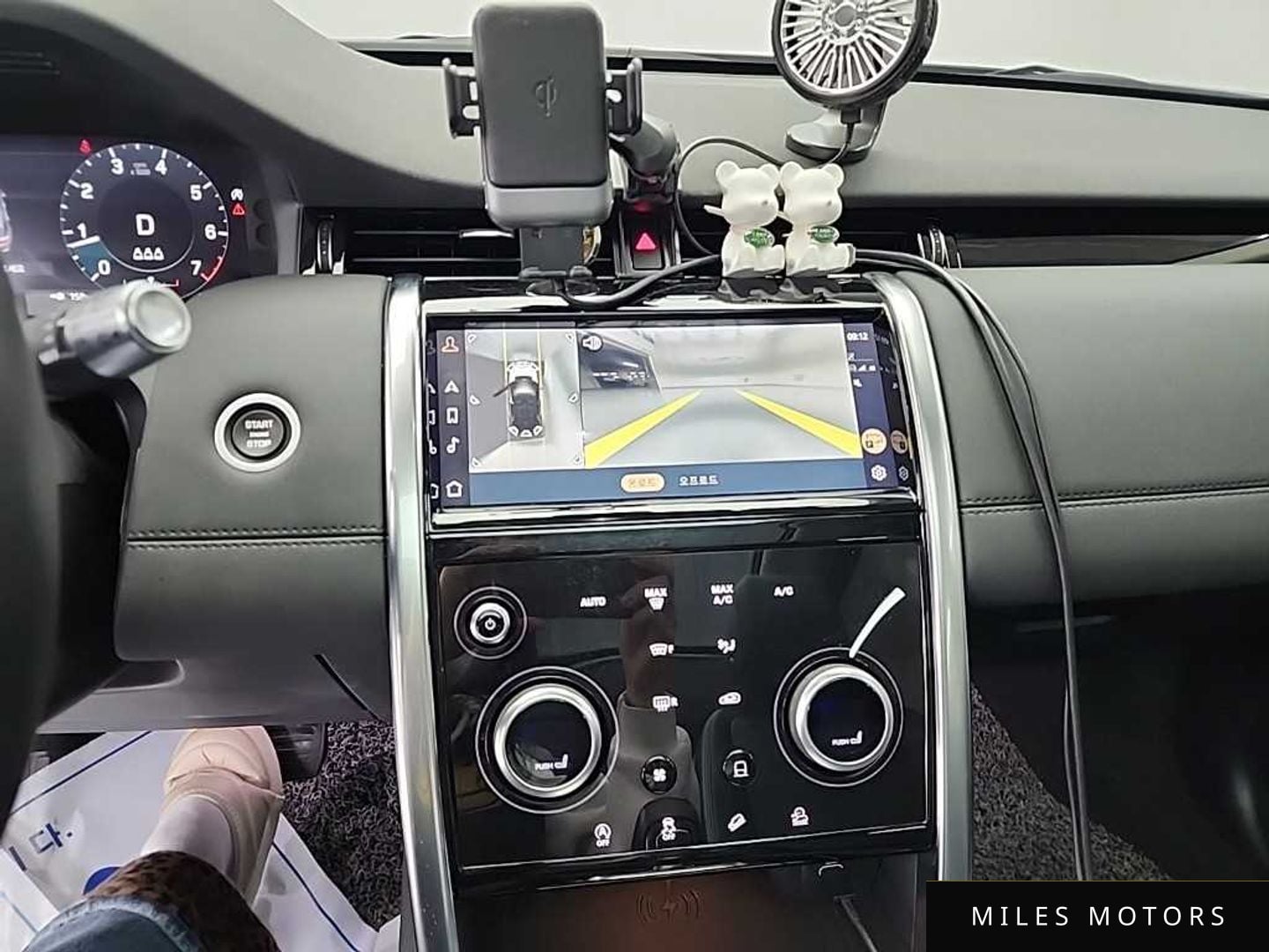 Land Rover Discovery Sport 2021 — миниатюра 10