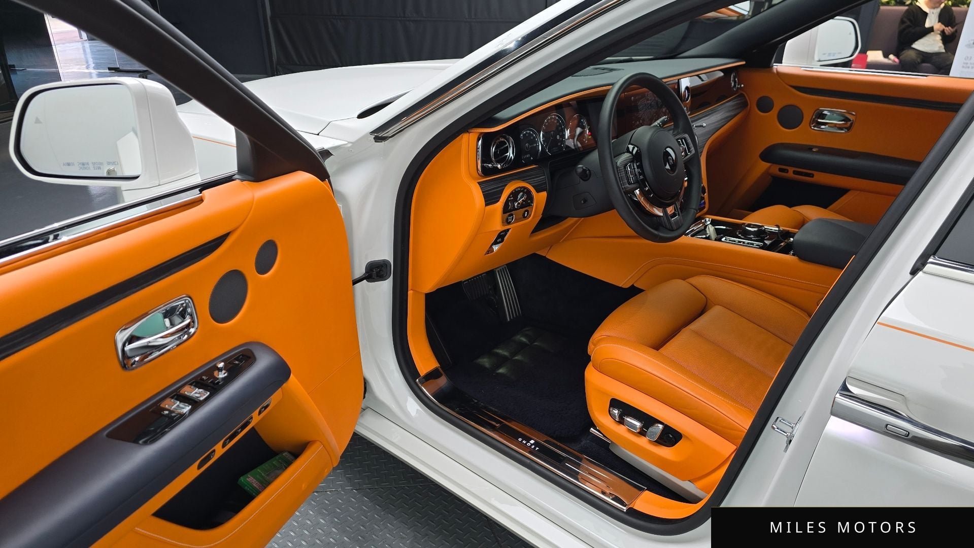 Rolls-Royce 고스트 2021 — миниатюра 11