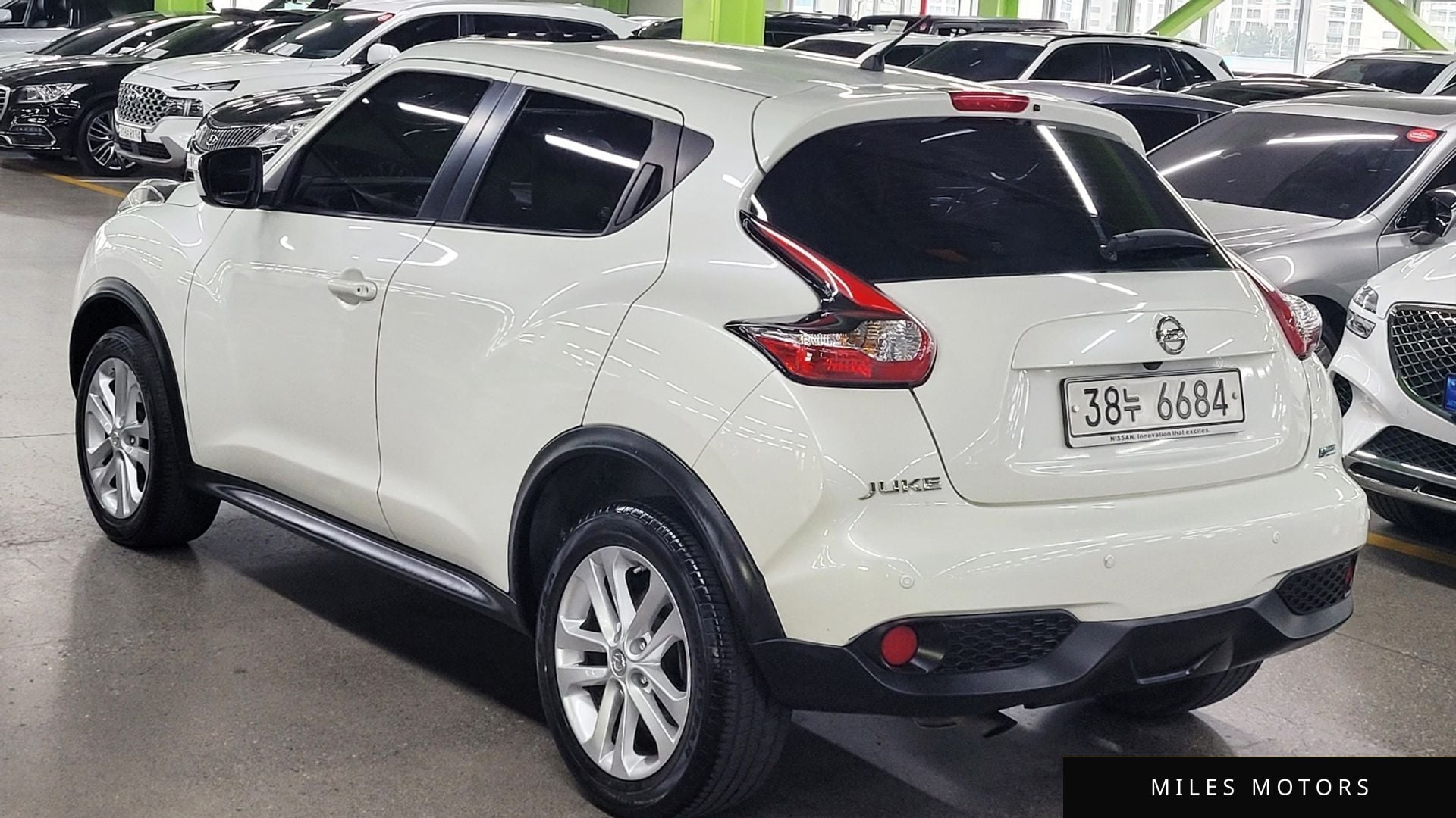 Nissan Juke 2015 — миниатюра 7