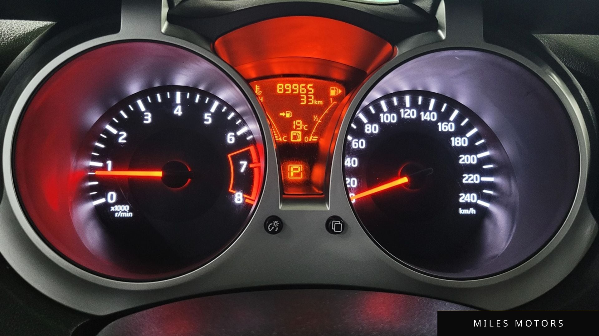 Nissan Juke 2015 — миниатюра 10
