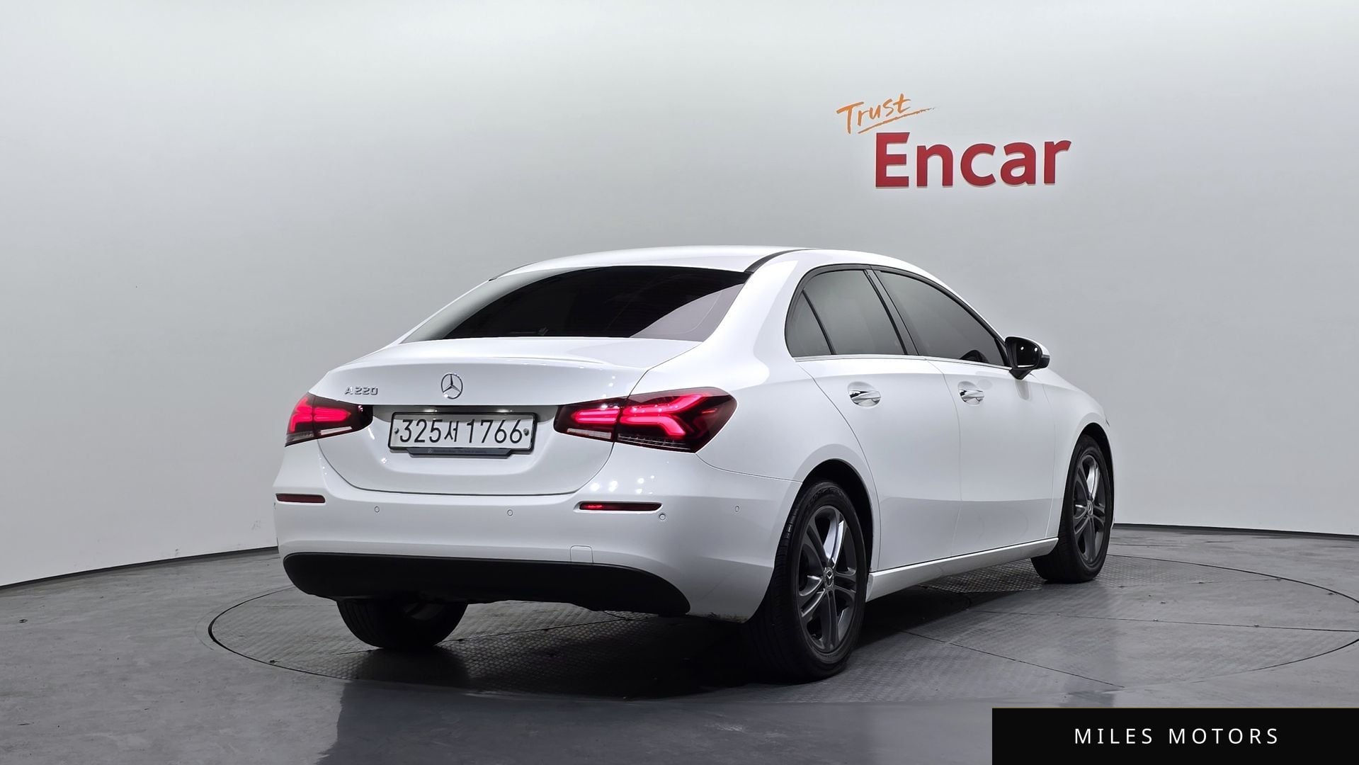 Mercedes-Benz A-Class W177 2020 — миниатюра 2