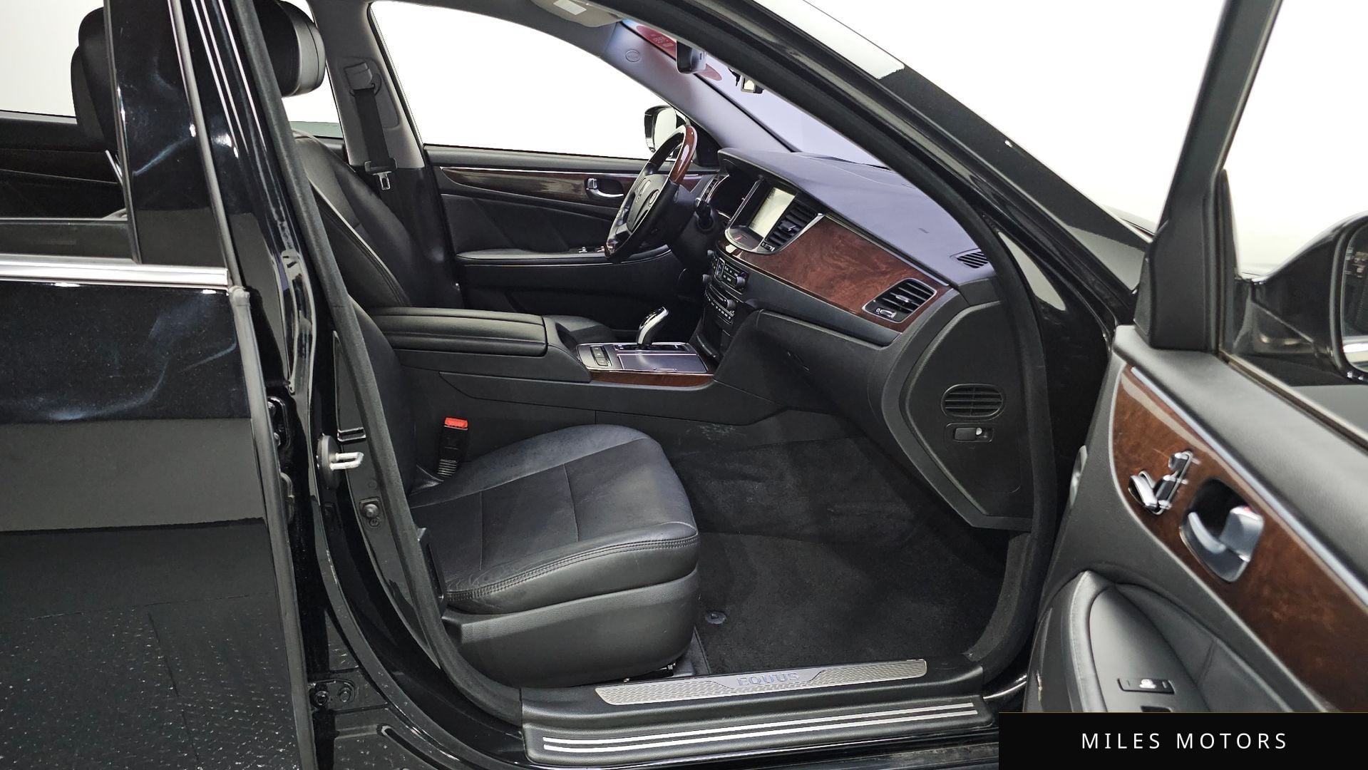 Hyundai Equus 2015 — миниатюра 10