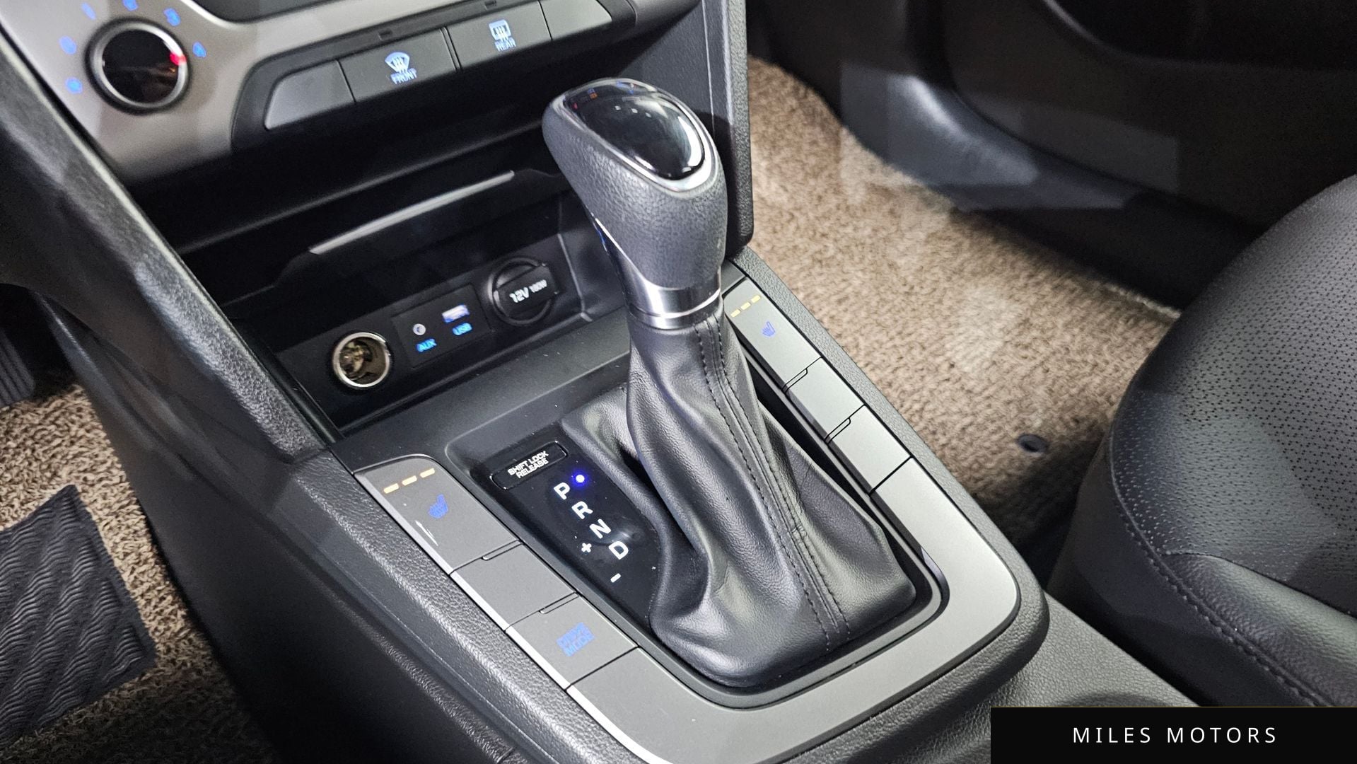 Hyundai AVANTE 2018 — миниатюра 9