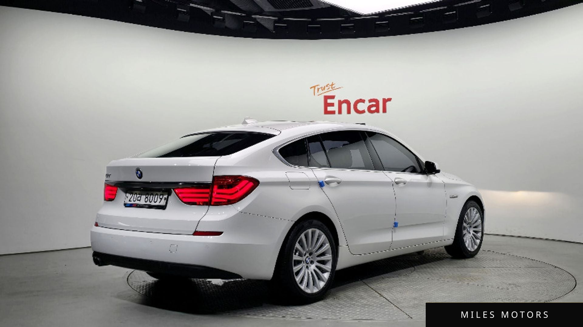 BMW 5 Series GT (F07) 2013 — миниатюра 3