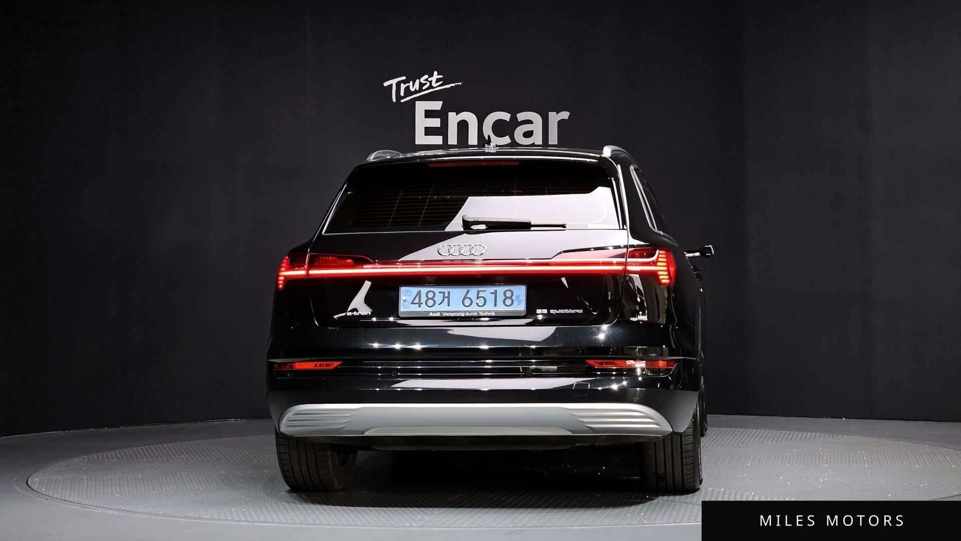 Audi e-tron 2020 — миниатюра 4
