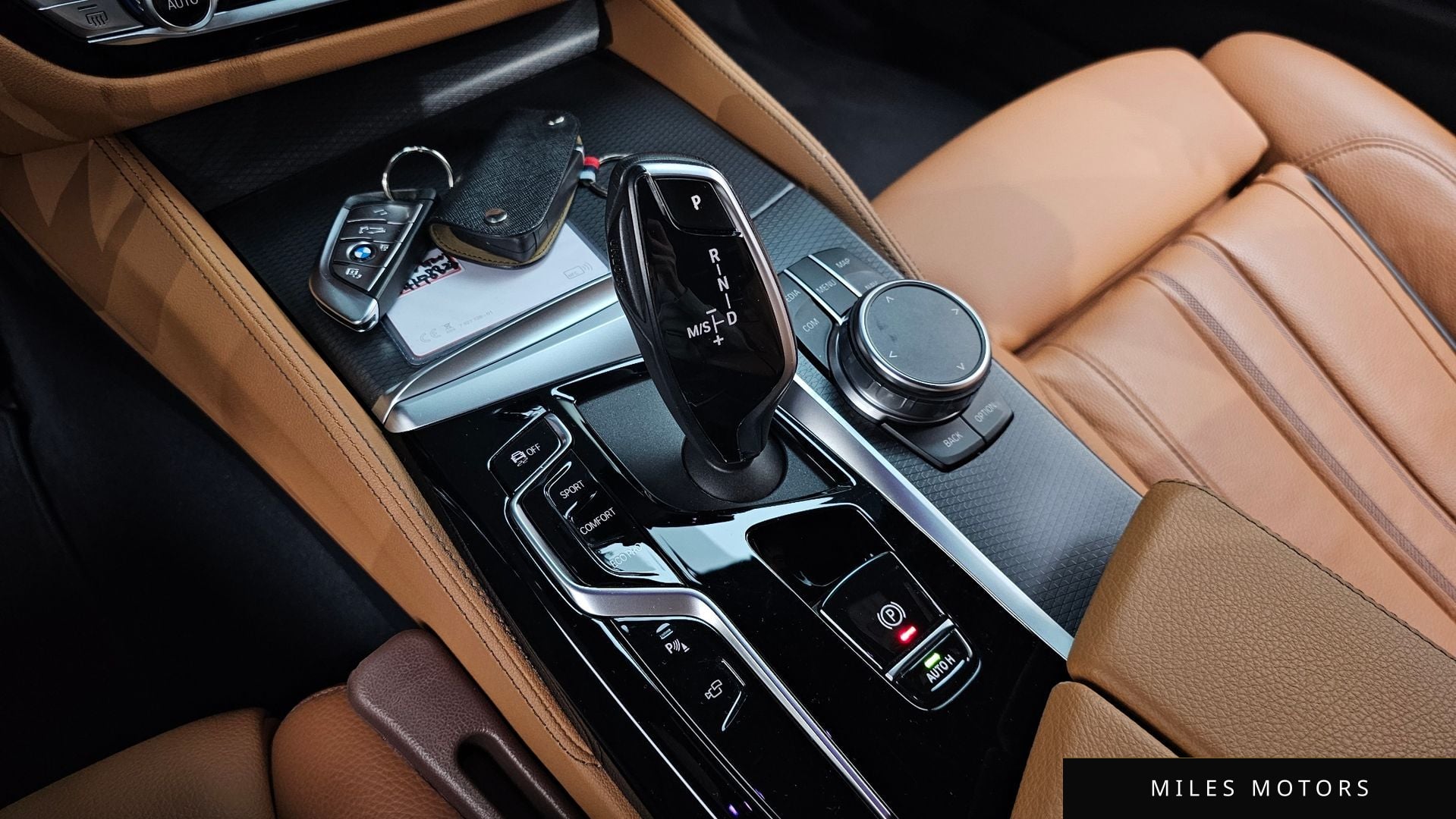 BMW 5 Series (G30) 2023 — миниатюра 9