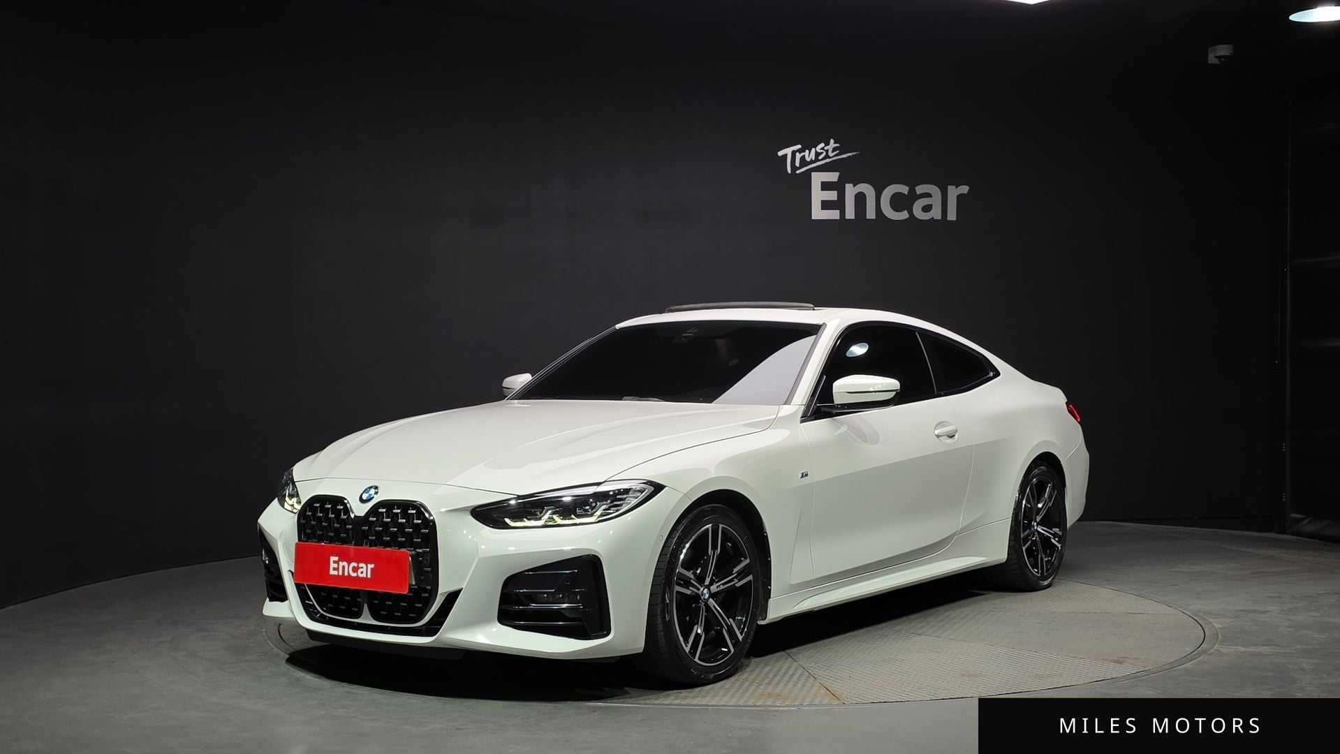 BMW 4 Series (G22) 2022 — фото 1 из 12