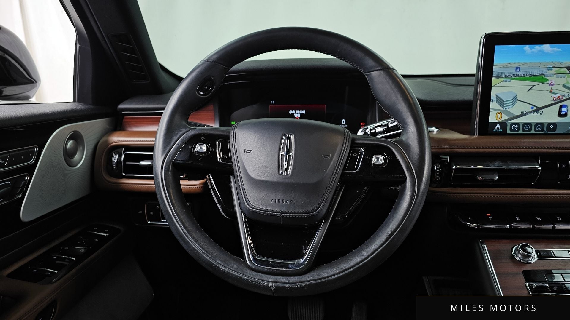 Lincoln 에비에이터 2021 — миниатюра 13