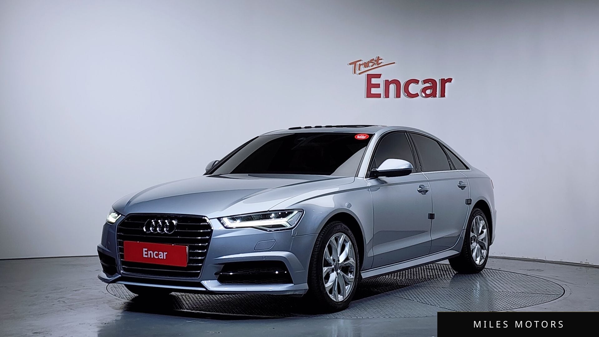 Audi A6 2018 — фото 1 из 12