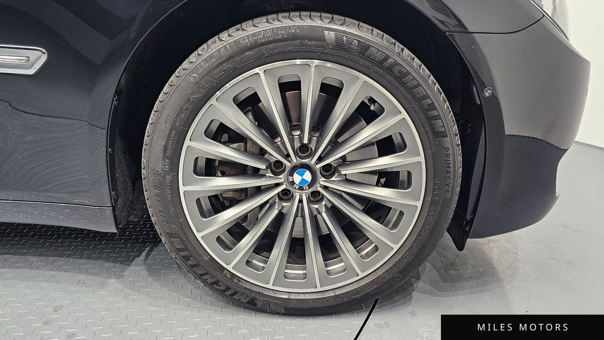 BMW 7 Series (F01) 2012 — миниатюра 5