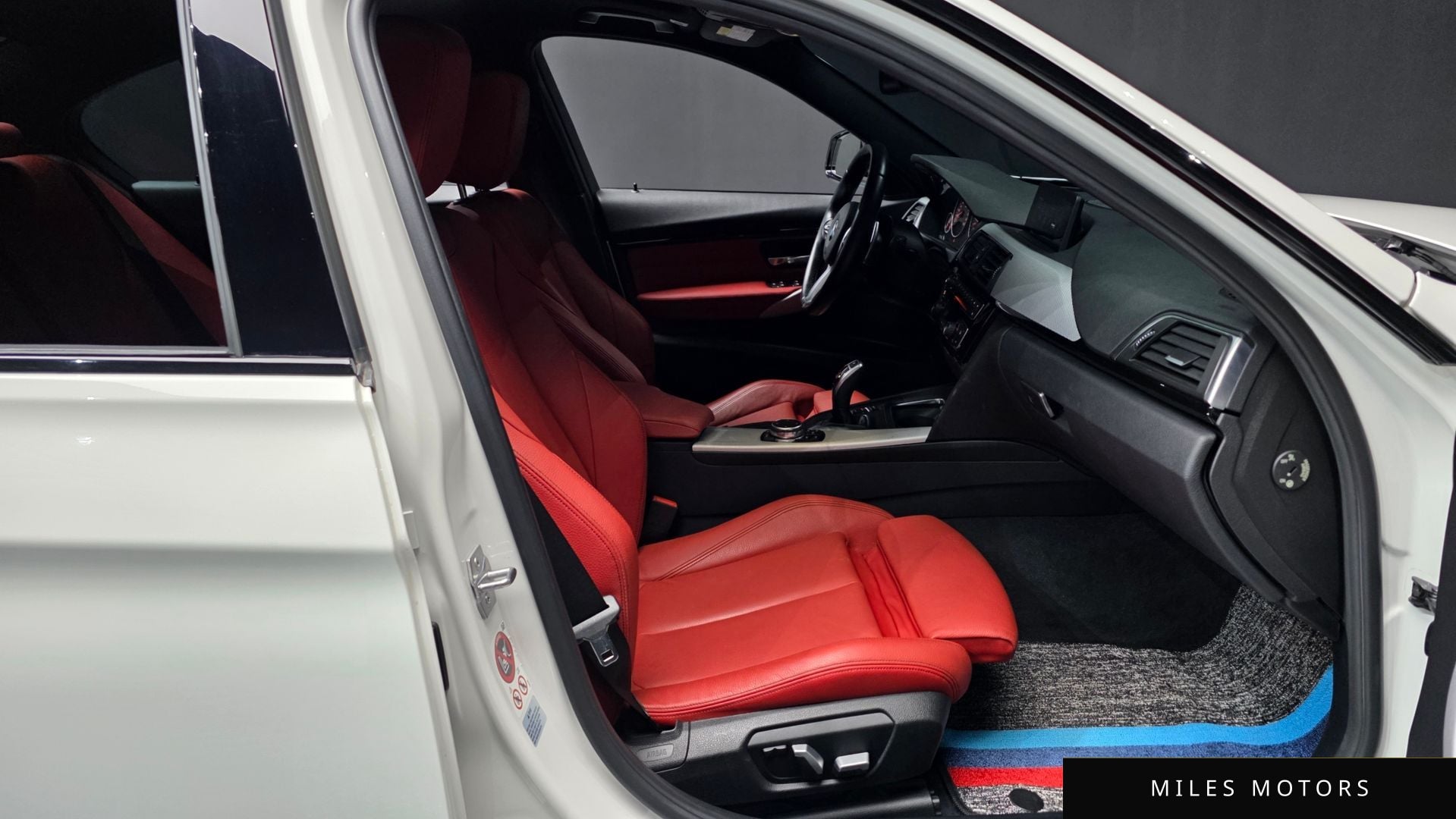 BMW 3 Series (F30) 2017 — миниатюра 11