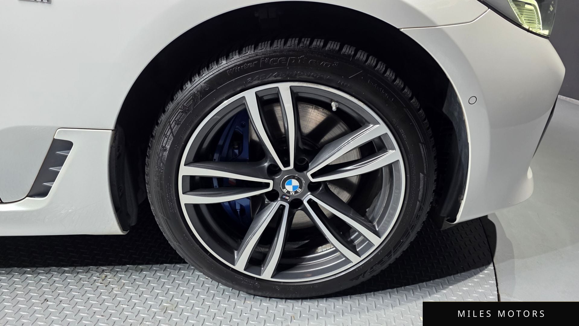BMW 6 Series GT (G32) 2021 — миниатюра 5