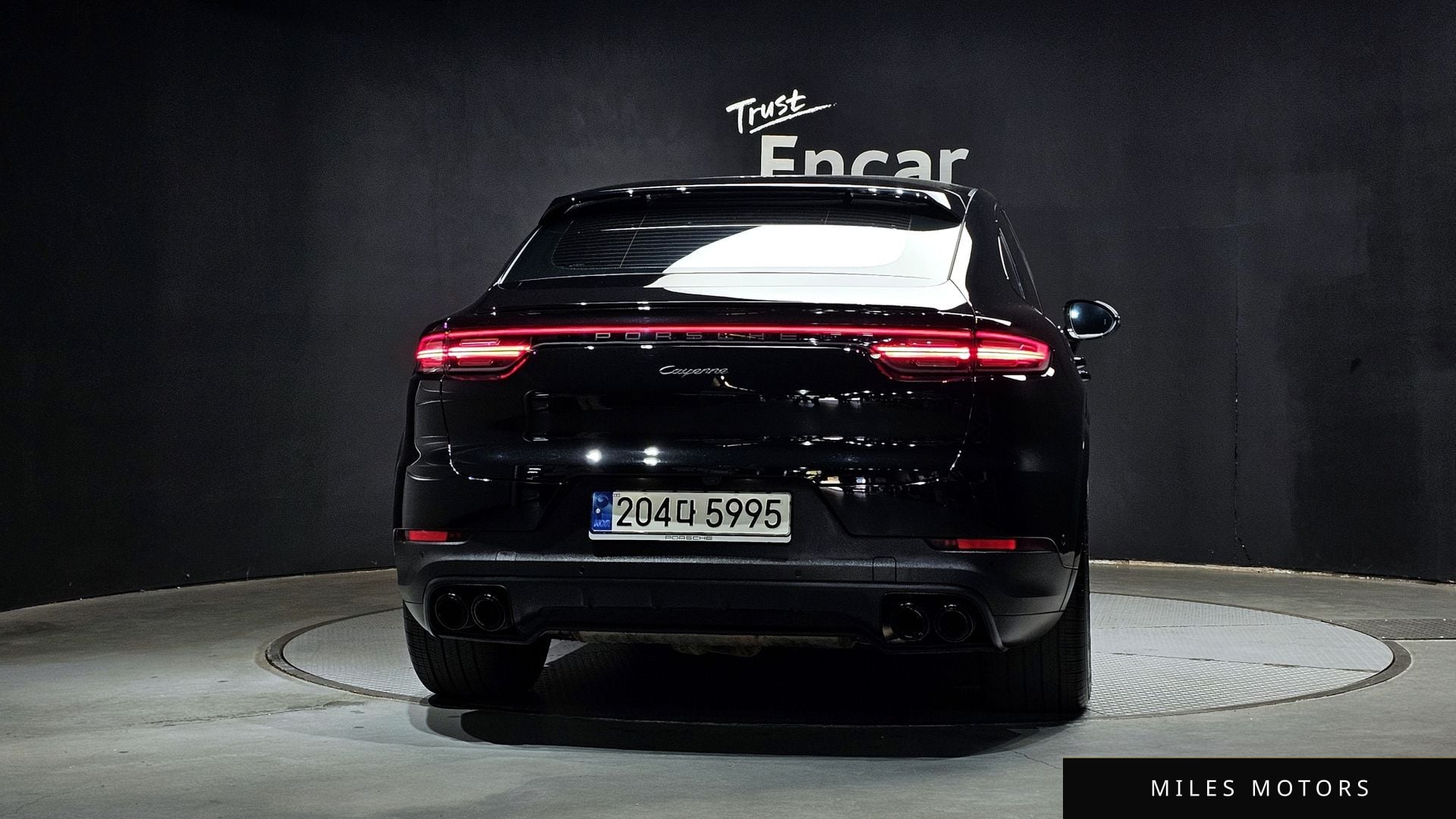 Porsche Cayenne 2023 — миниатюра 4