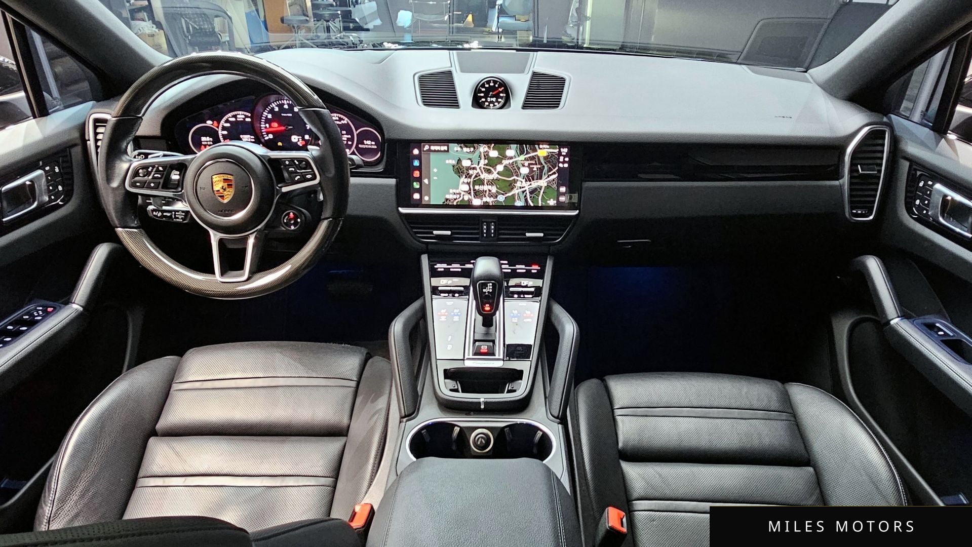Porsche Cayenne 2023 — миниатюра 7