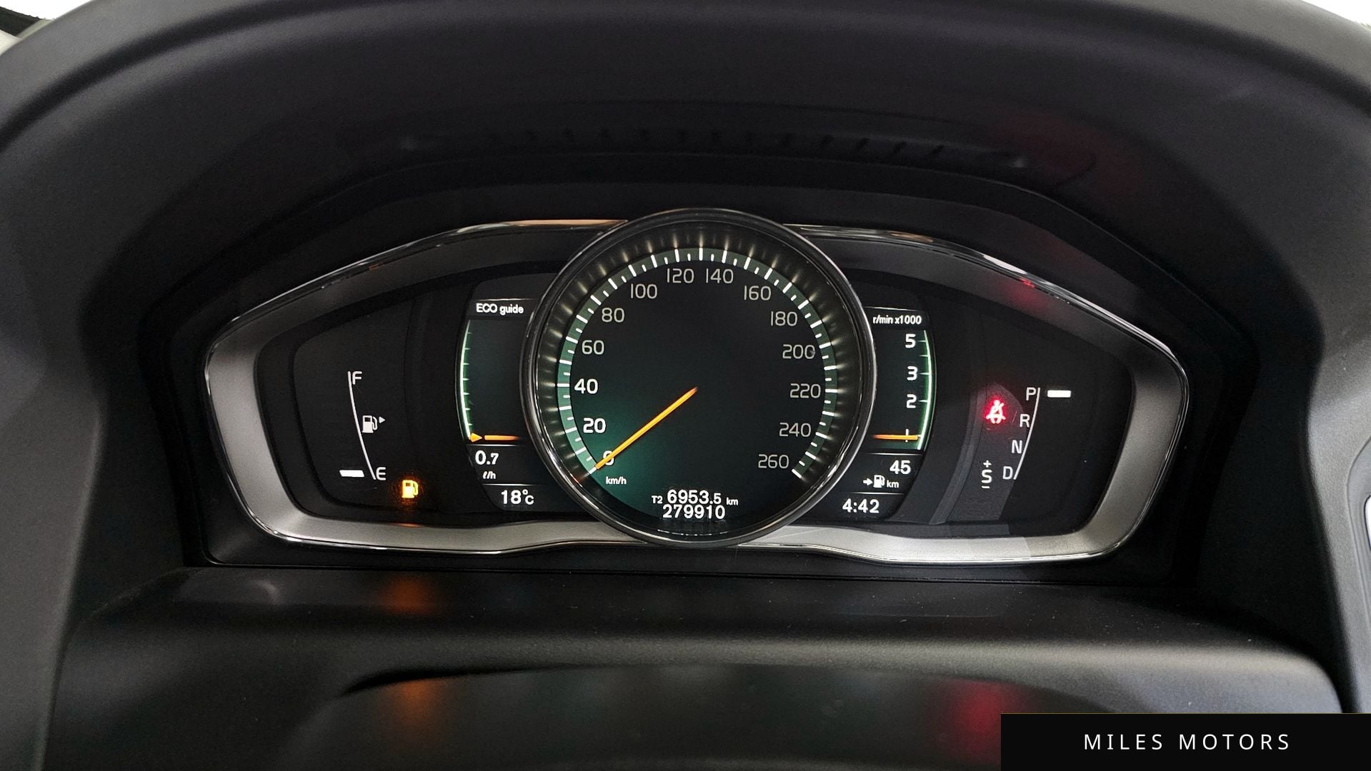 Volvo XC60 2017 — миниатюра 8