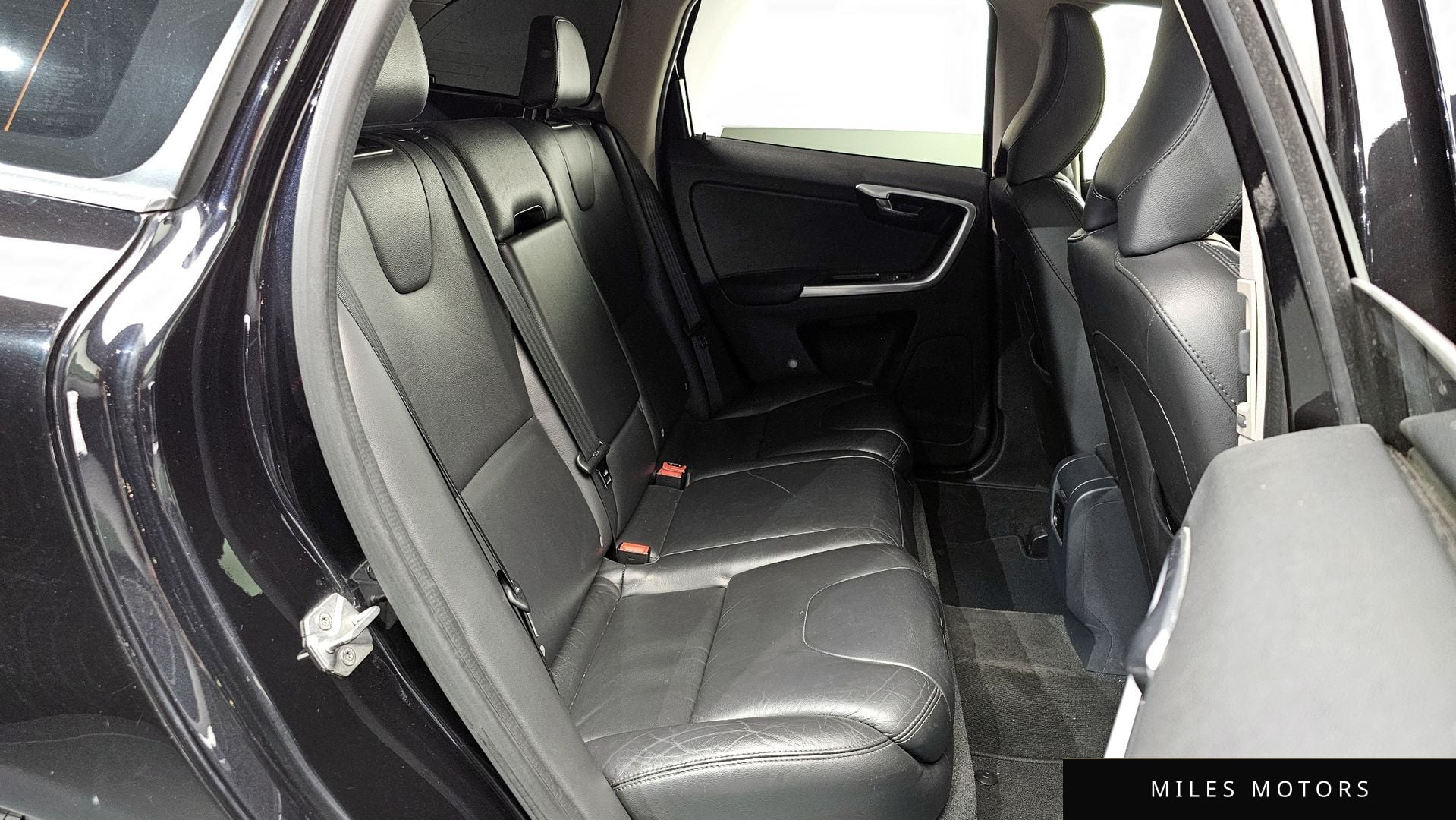 Volvo XC60 2017 — миниатюра 12