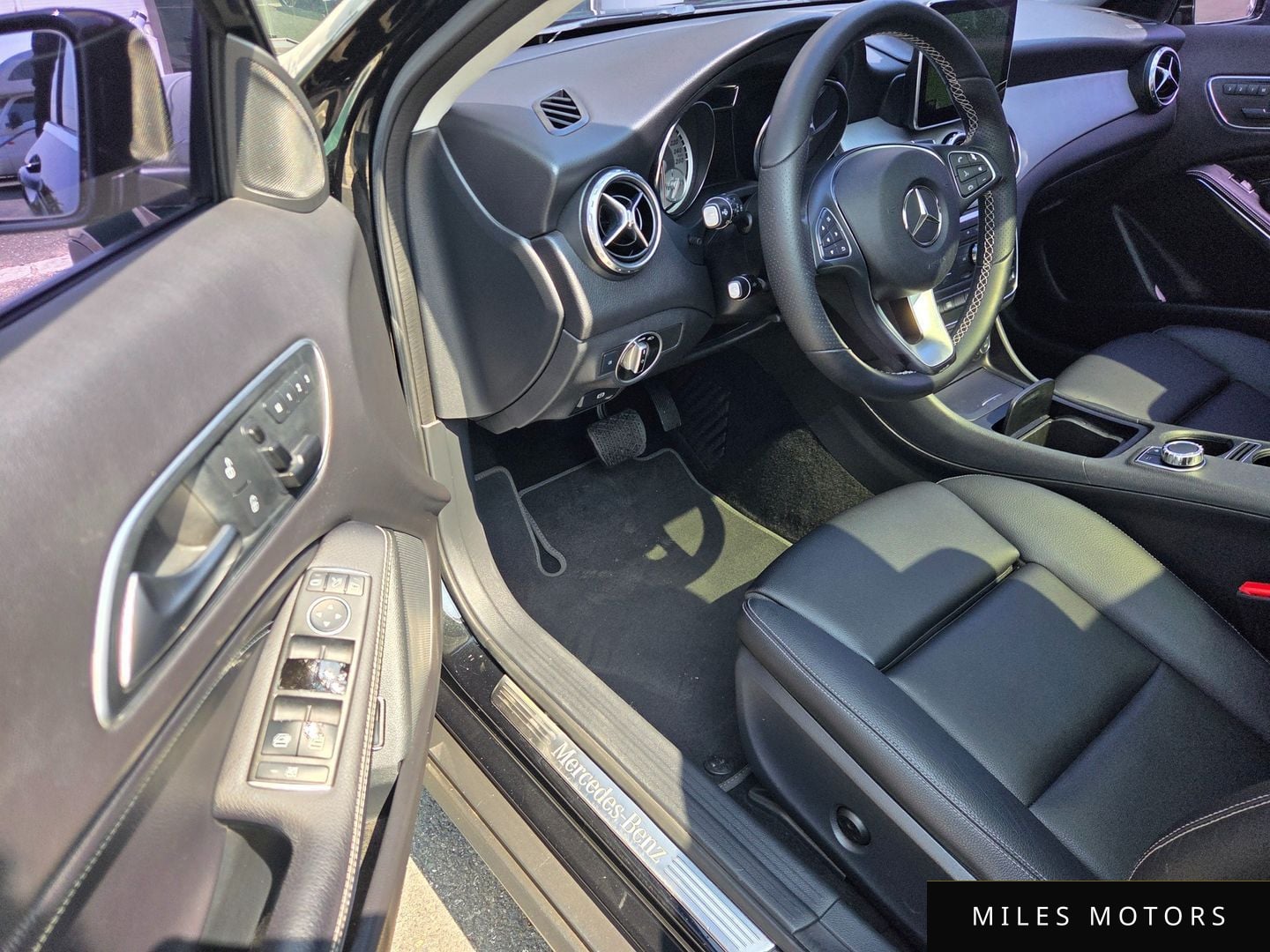 Mercedes-Benz GLA-Class X156 2016 — миниатюра 17