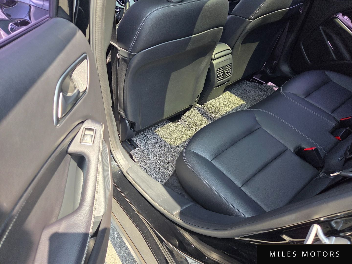 Mercedes-Benz GLA-Class X156 2016 — миниатюра 18