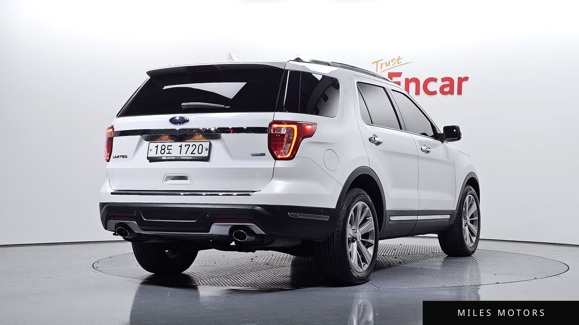 Ford Explorer 2018 — миниатюра 2