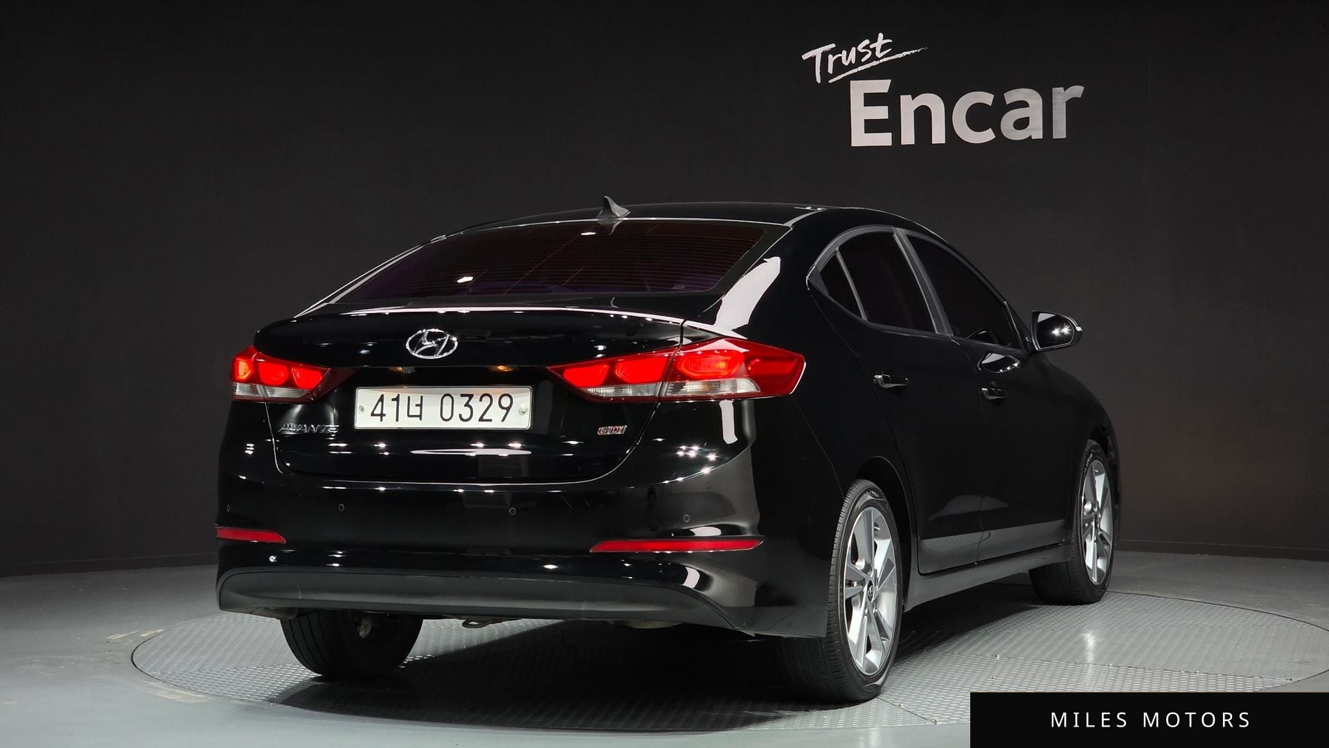 Hyundai AVANTE 2017 — миниатюра 2