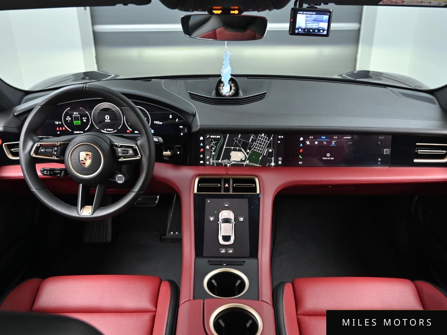 Porsche Taycan 2025 — миниатюра 7