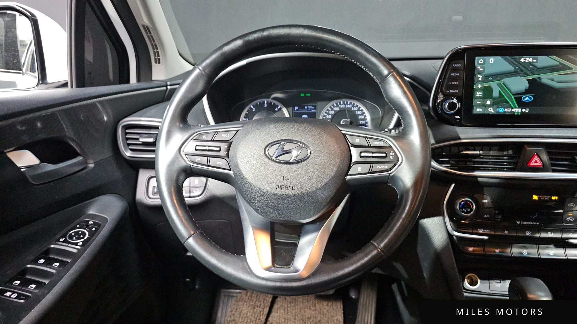Hyundai Santafe 2019 — миниатюра 11