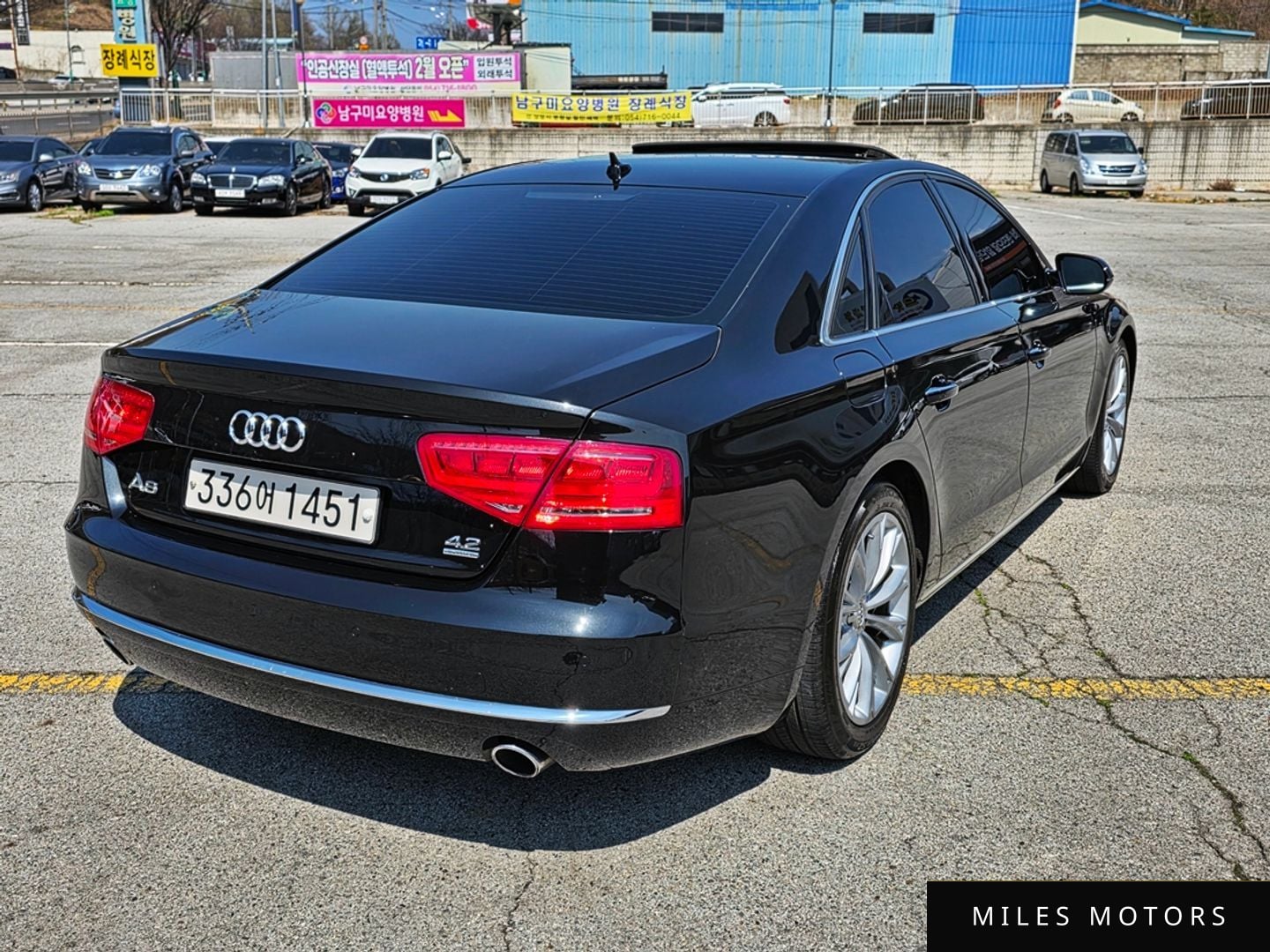 Audi A8 2011 — миниатюра 5
