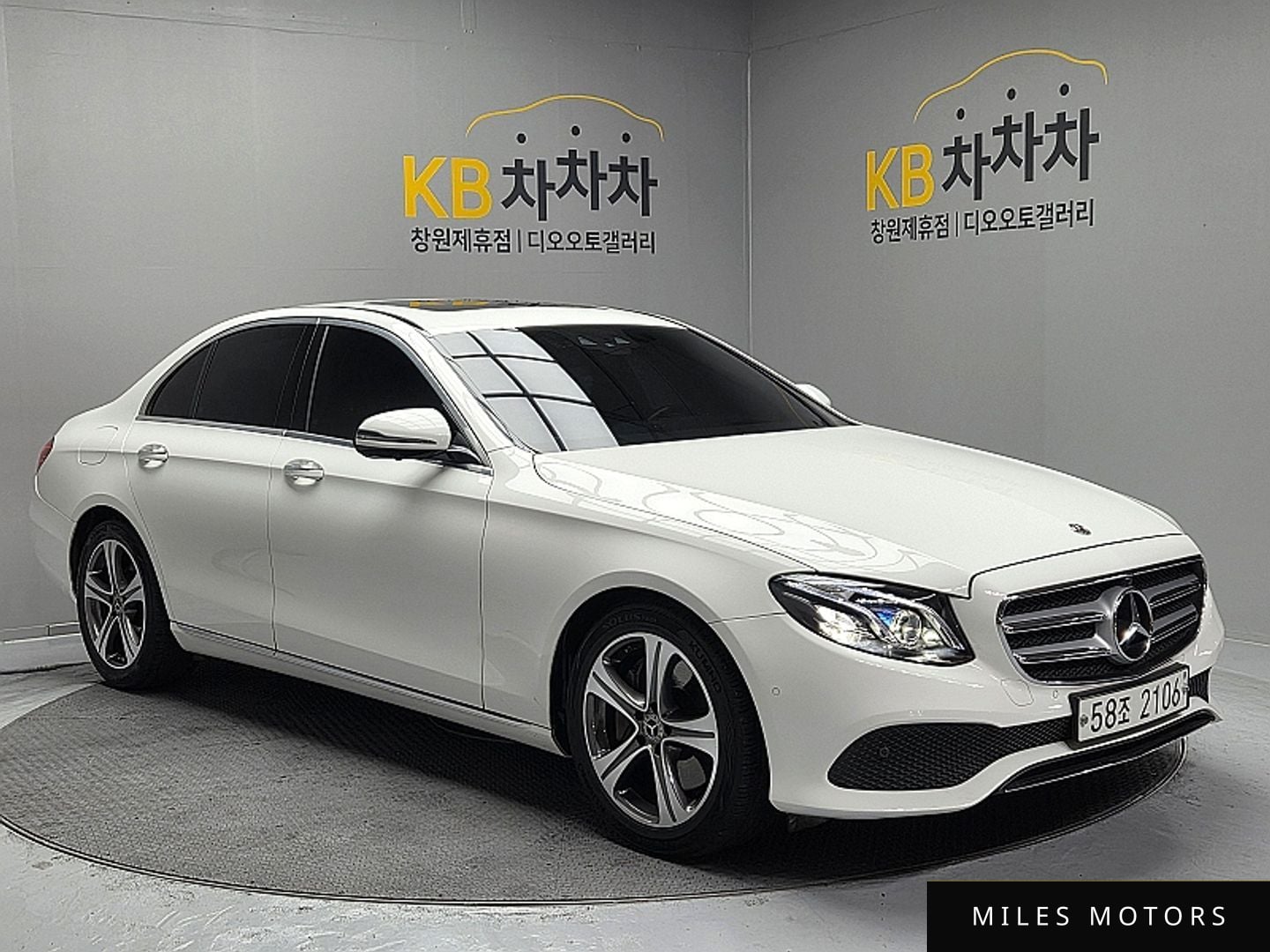 Mercedes-Benz E-Class W213 2018 — миниатюра 3